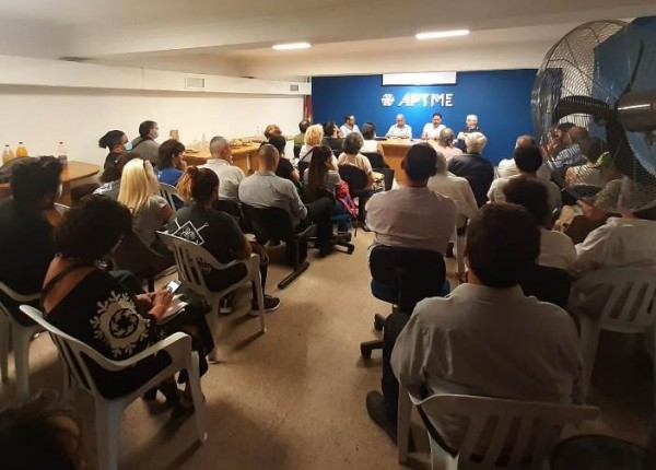 Pablo Tissera y Eduardo Fernández en reunión de APYME